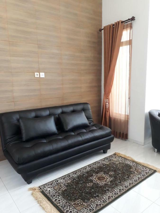 Villa Puncak Garuda A5 Batu  Eksteriør billede